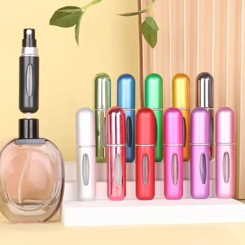 Mini vaporisateur de parfum rechargeable de 5 ml, flacon de parfum en aluminium, vaporisateur de parfum portable, mini flacon de parfum de voyage