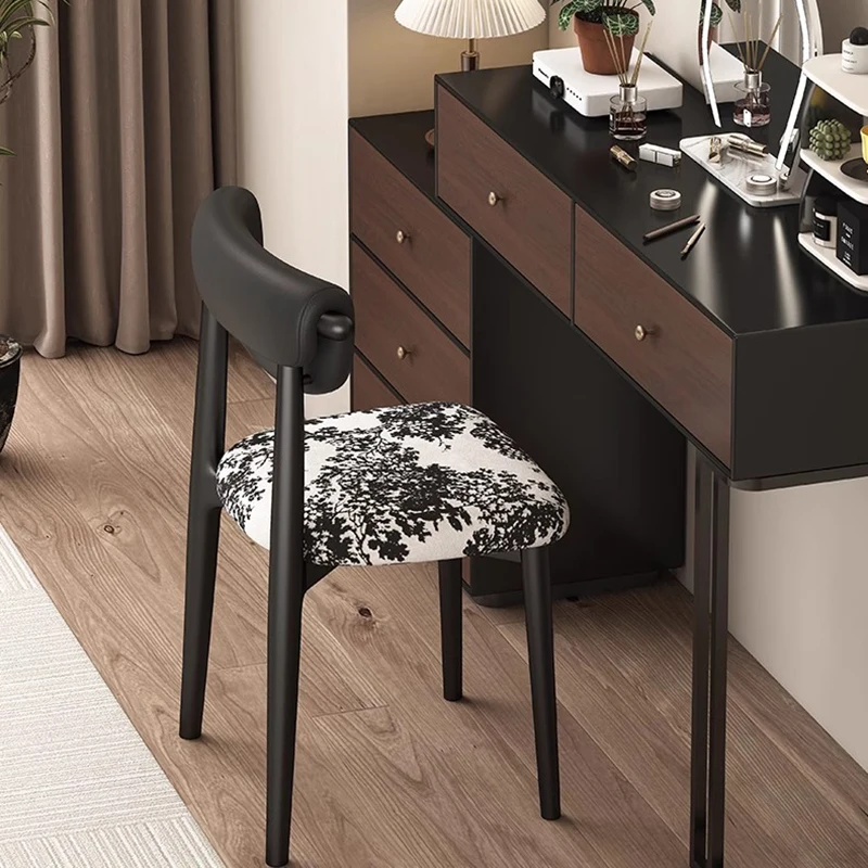 Set Of 2 Elegant Modern Creative Dining Chairs Minimalist Luxury Dining Chair Premium Sedie Da Cucina Dining Room Furniture