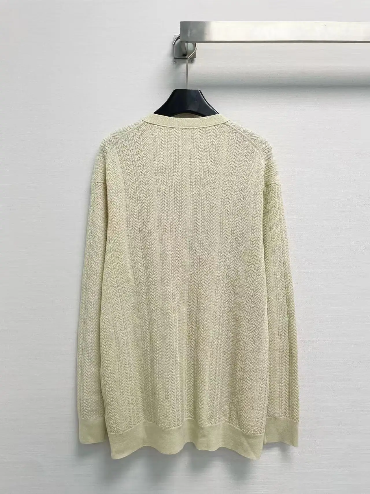 Women's Loose Cable Knit Cardigan V Neck Long Sleeve Gold Buttons Pockets Solid Knitted Sweater Outerwear