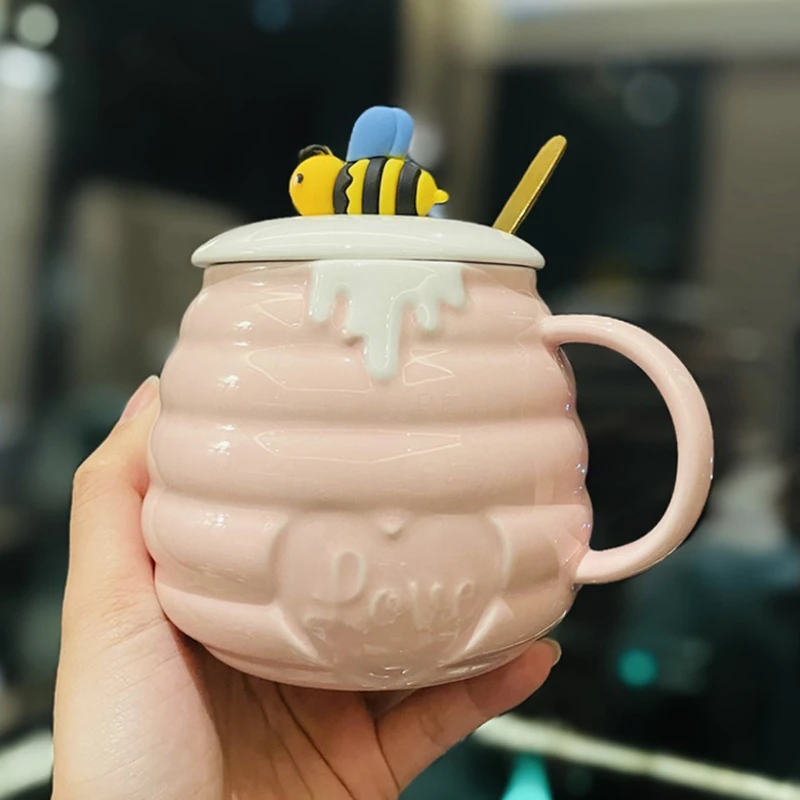Kawaii Bee Ceramic Mug Mixing Coffee Milk Water Cup Household Breakfast Cups Creative Design Ceramic Mugs Drinkware for Party