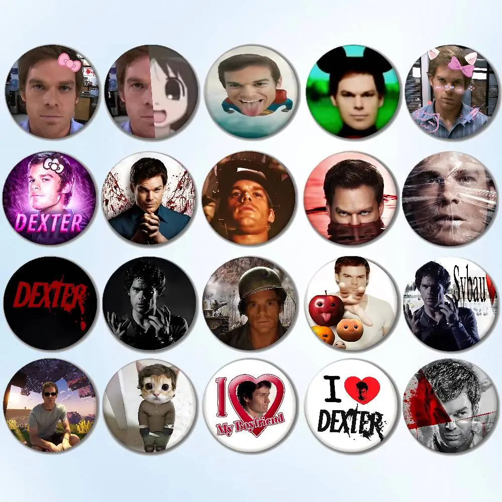 

Dexter Just Loves My Work Brooches Stylish Ornament Pins Exquisite Round Badge Bag Accessories Jewelry Gifts