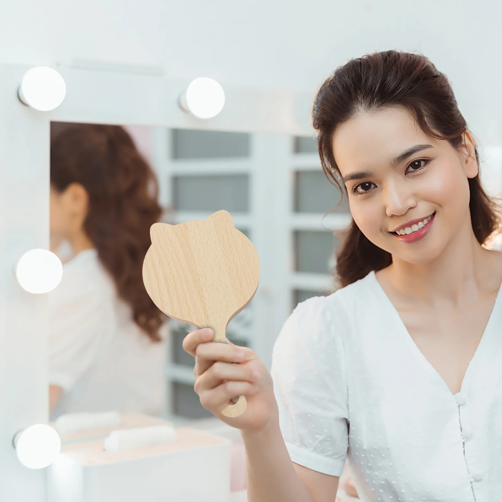 Wooden Cat Ear Makeup Mirror Handheld Portable Compact Mirror Lightweight Girl Travel Tool Makeup Tool