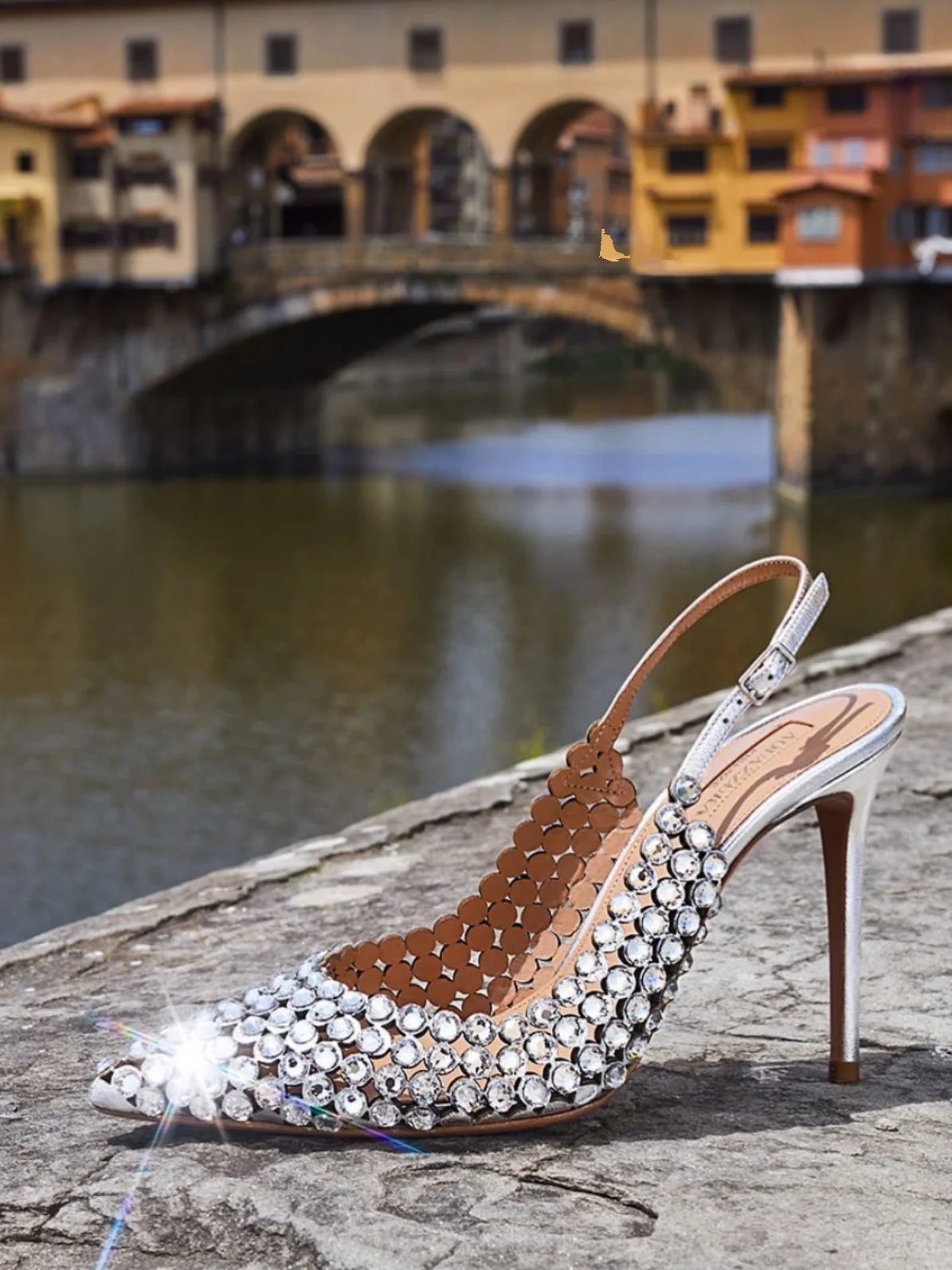 Rhinestone high heels for women 2024 with a single button back strap, sexy wedding shoes for brides, slim heels, pointed sandals