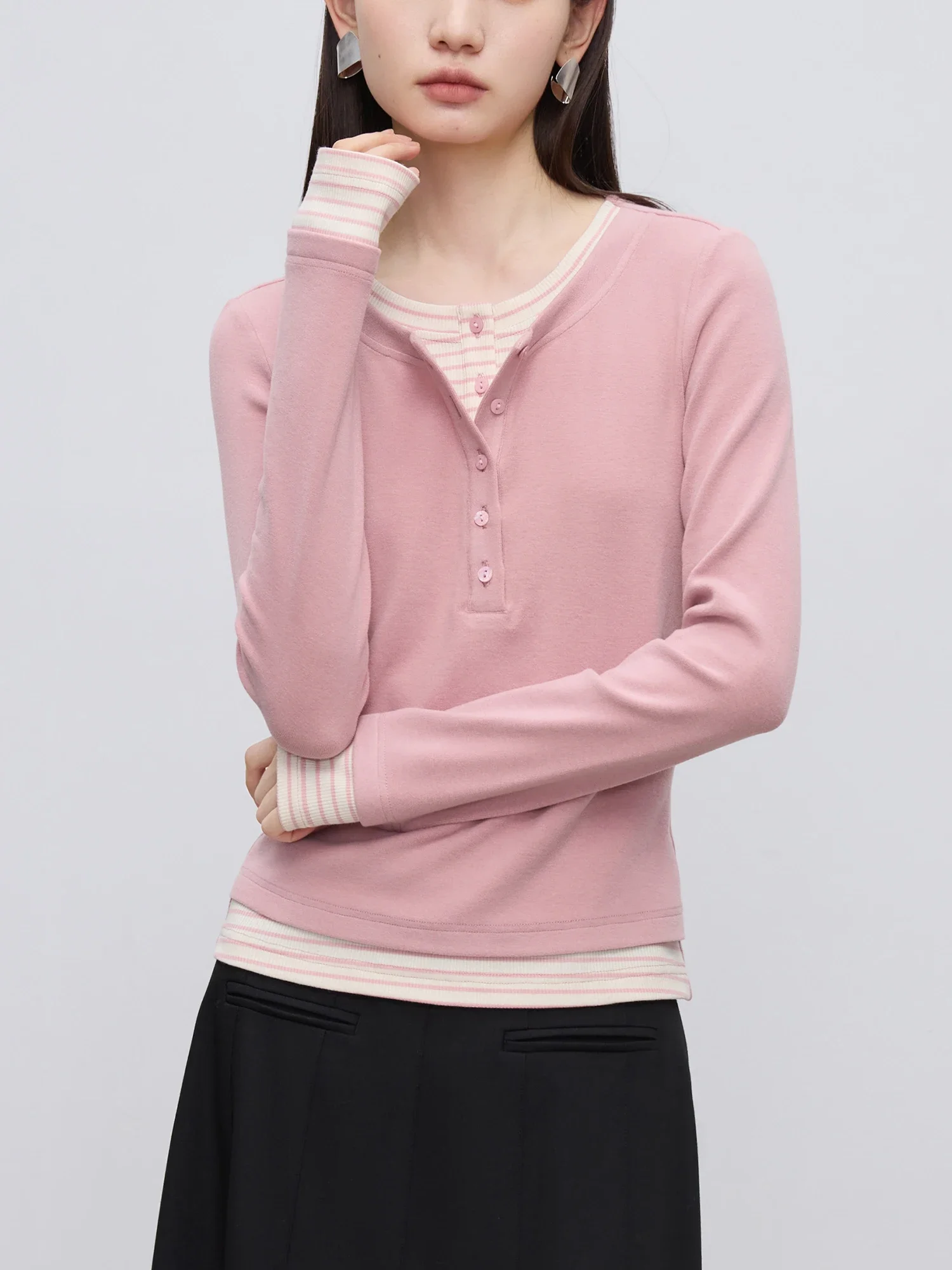 ZIQIAO Women Long Sleeve Tops Stripe Patchwork Design Female Pink Round Neck T-Shirt Winter Cotton Pullover Tops 24ZQ94373