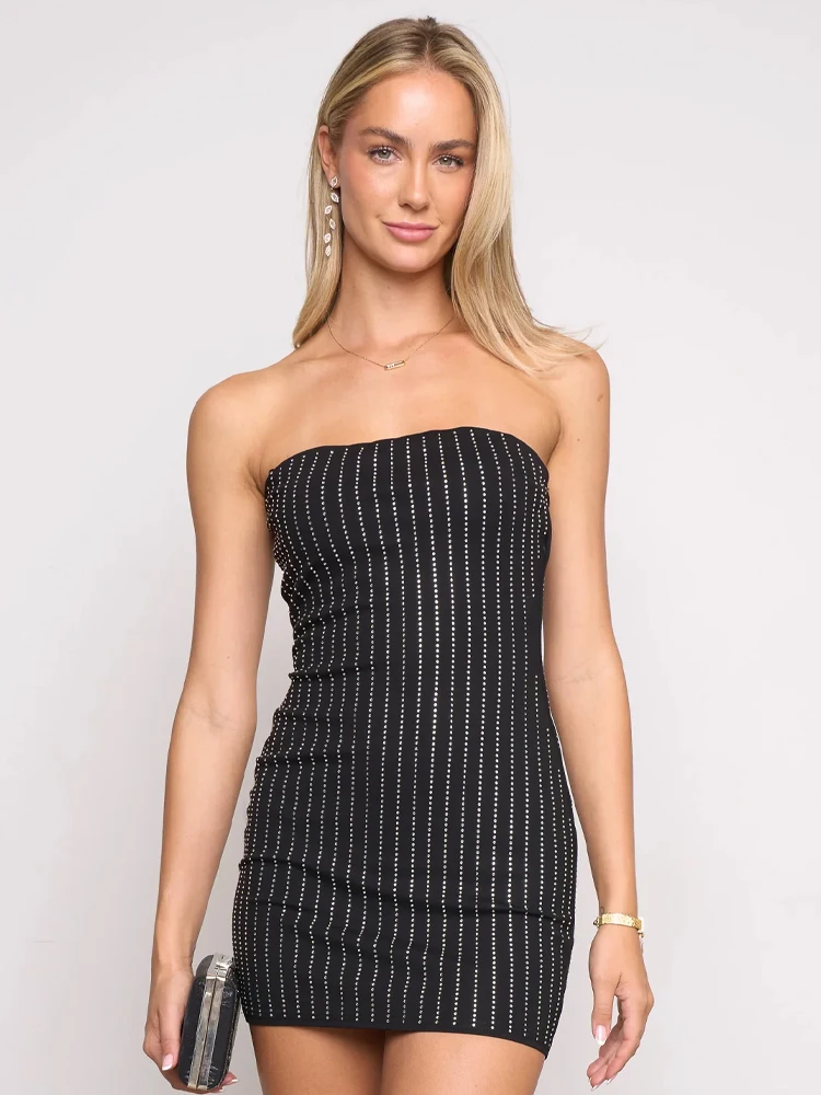 

Chic Strapless Black Bodycon Celebrity Party Dress with Silver Pinstripes – Sexy Bodycon Mini Dress for Women