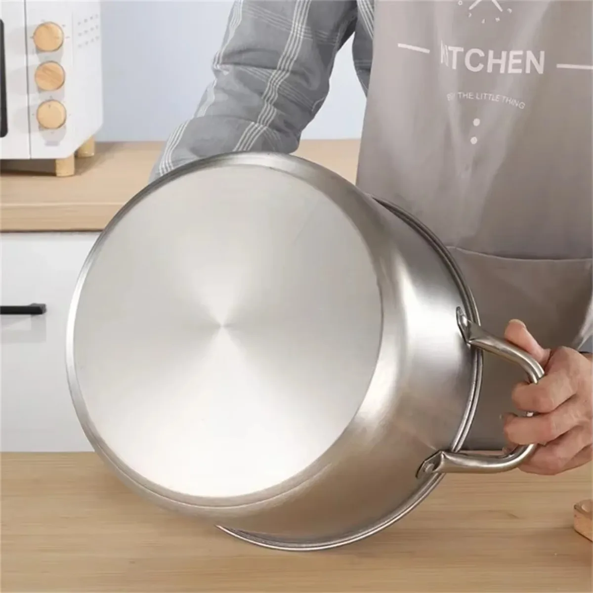 Hybrid Nonstick Stockpot with Tempered Glass Lid Stay-Cool Handles Oven-Safe Up To 900°F Compatible with Cooktops