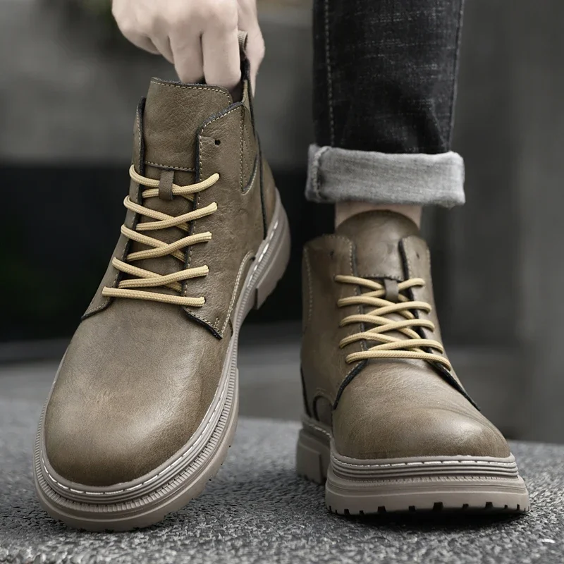 

Luxury Brand High Top Boots Men's Autumn 2023 New High Top British Style Mid Top Leather Shoes Khaki Work Suit Short Boot Winter