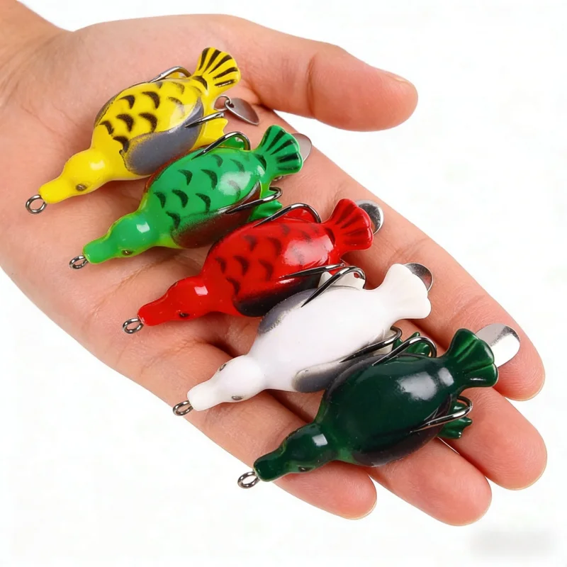 

New12.6GSurface-level frog lure5PCSInstallation6.5CMBlackfish-Specific Fake Bait Boxed Fishing Gear and Bait Set