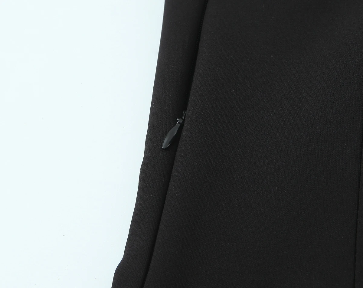 DEEABAE Zimowa nowość: francuski top damski z odkrytymi ramionami, głębokim dekoltem w kształcie serca i kontrastową kwiatową bluzą bez ramiączek.