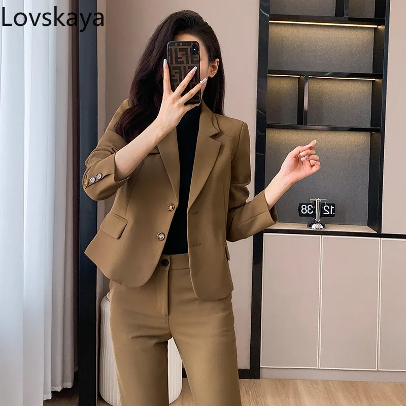 New casual and high-end feeling small and slim fitting short suit set white small suit jacket women's spring and autumn