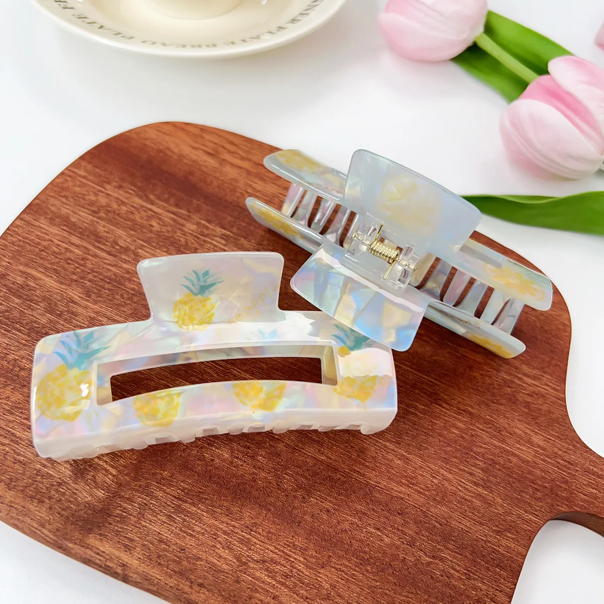 1 Uds. Pinza para el pelo de fruta iridiscente de 10,3 cm, Clip de tiburón en tonos caramelo, agarre antideslizante dulce para mujer, accesorio diario ligero