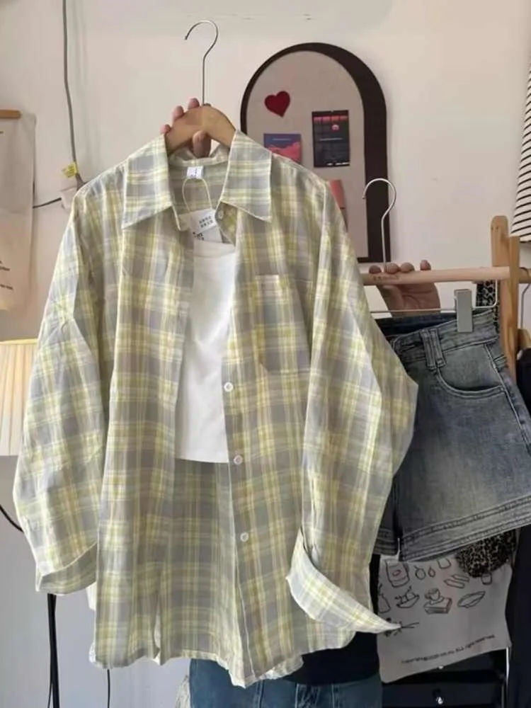 

Retro Contrast Color Long Sve Plaid Loose Outer irt Women's Early Summer Design Sensation Outerwear Top