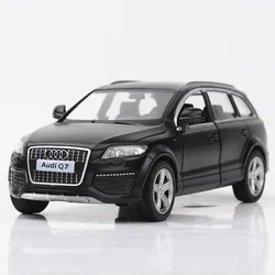 Modèle de voiture en alliage moulé sous pression pour enfants, Audi Q7, grand SUV de luxe, simulation exquise, véhicules jouets, cadeaux de Noël, A12, 1:36