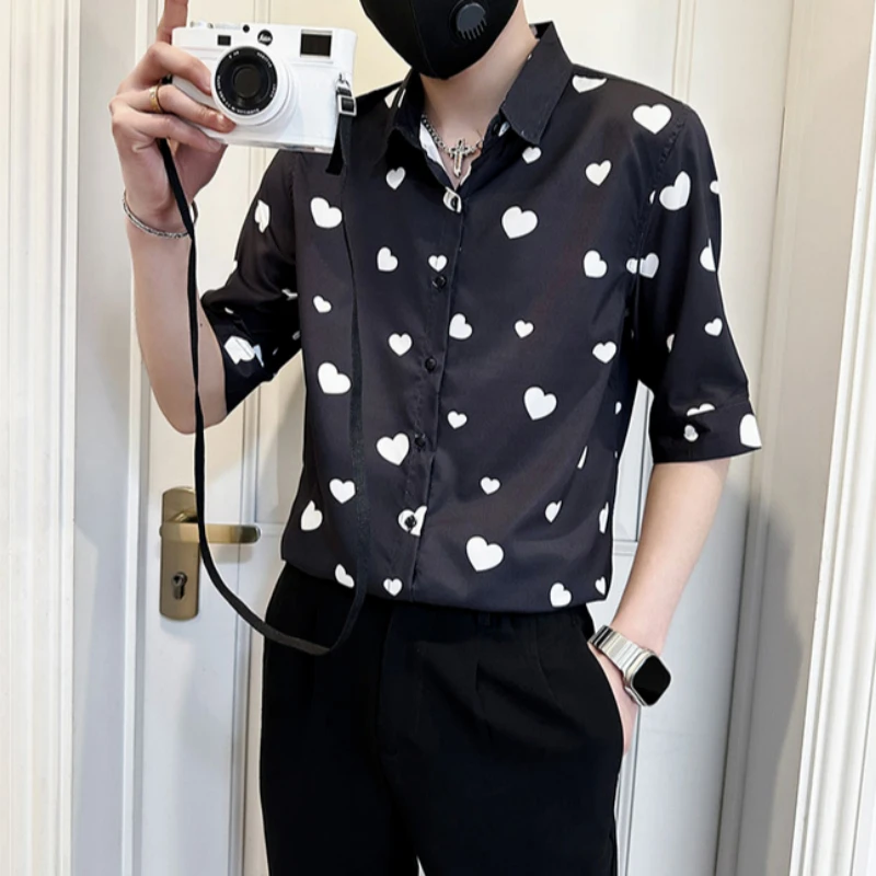 Mens Lightweight Short Sleeve Shirt with Flower and Heart Pattern Summer Casual Trendy Attire for Handsome Look