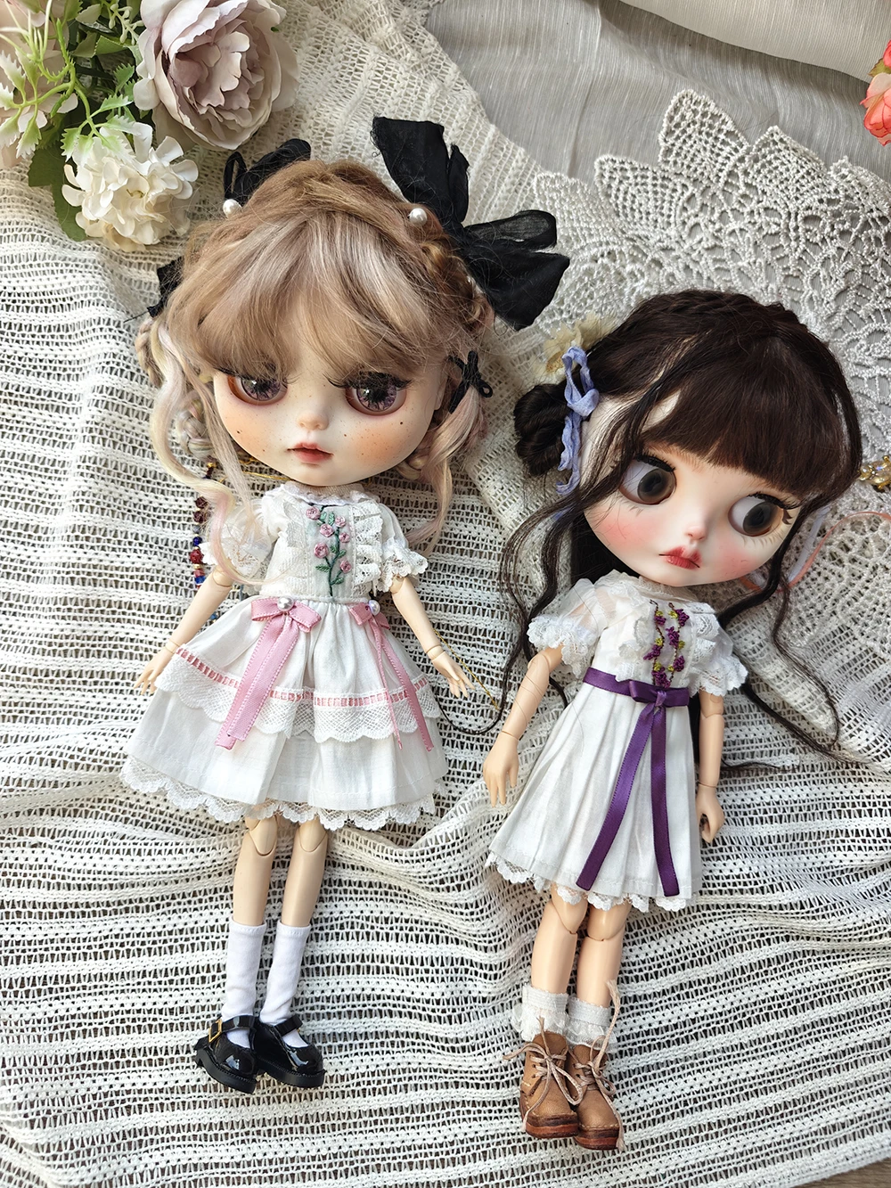 

Blythe dolls Clothes White embroidered vintage princess dress Cute Clothes for Ymy Azones Ob22 24 27 YMY Doll Accessories