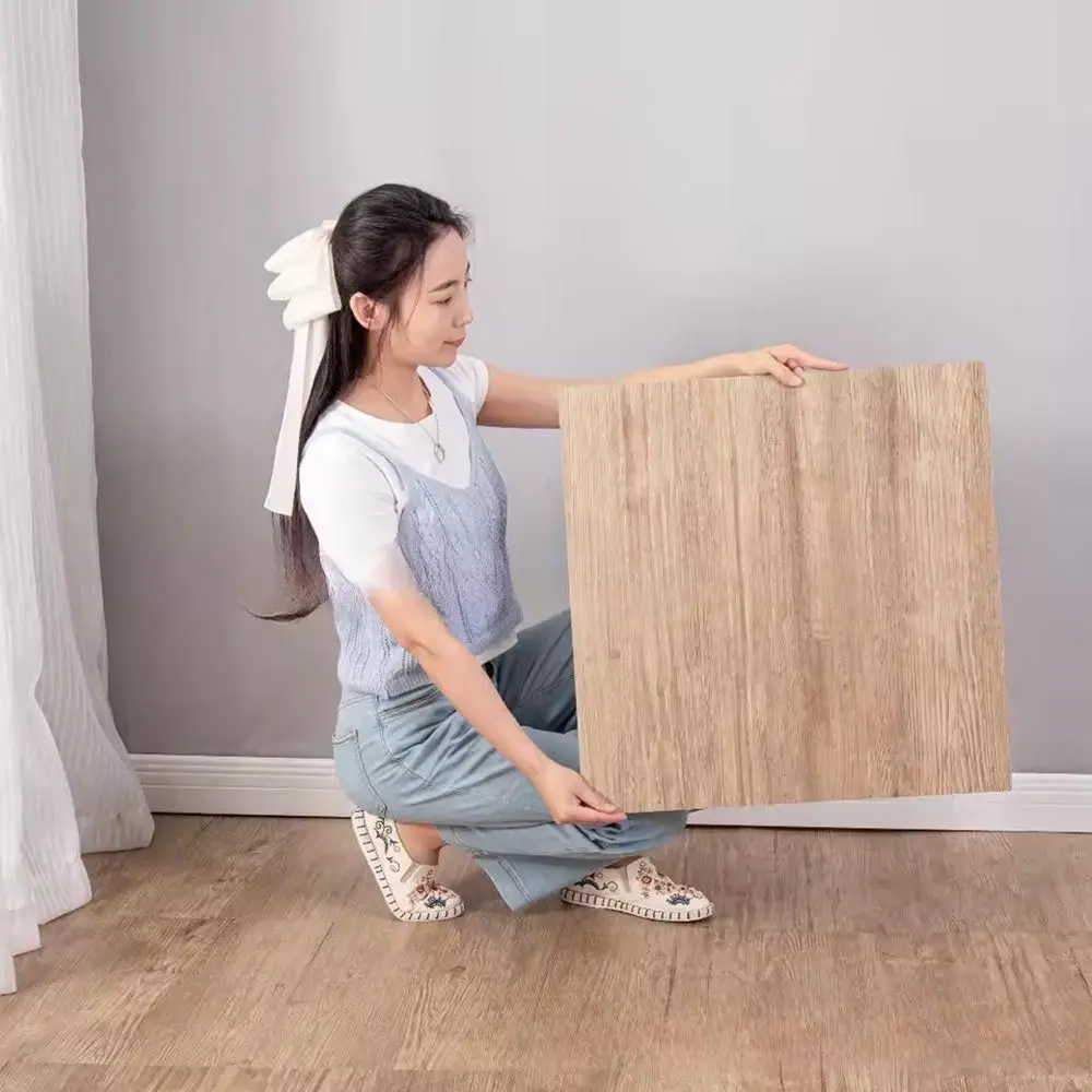 Wear-resistant Self-adhesive Wood Grain Floor Sticker Waterproof Thickened Floor Wallpaper 30CMX30CM PVC