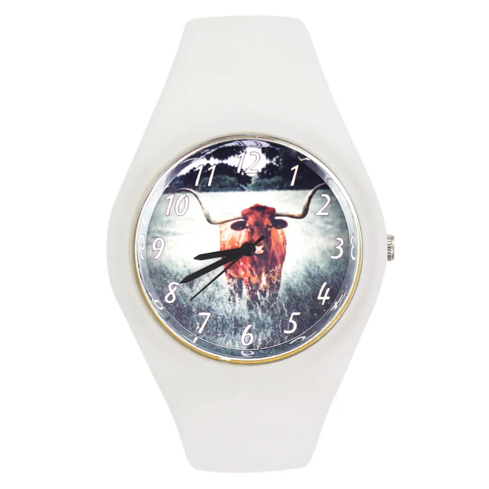 

Cow Bison Bull Cattle Pattern Women Men Sport Silicone Strap Analog Quartz Wrist Watch
