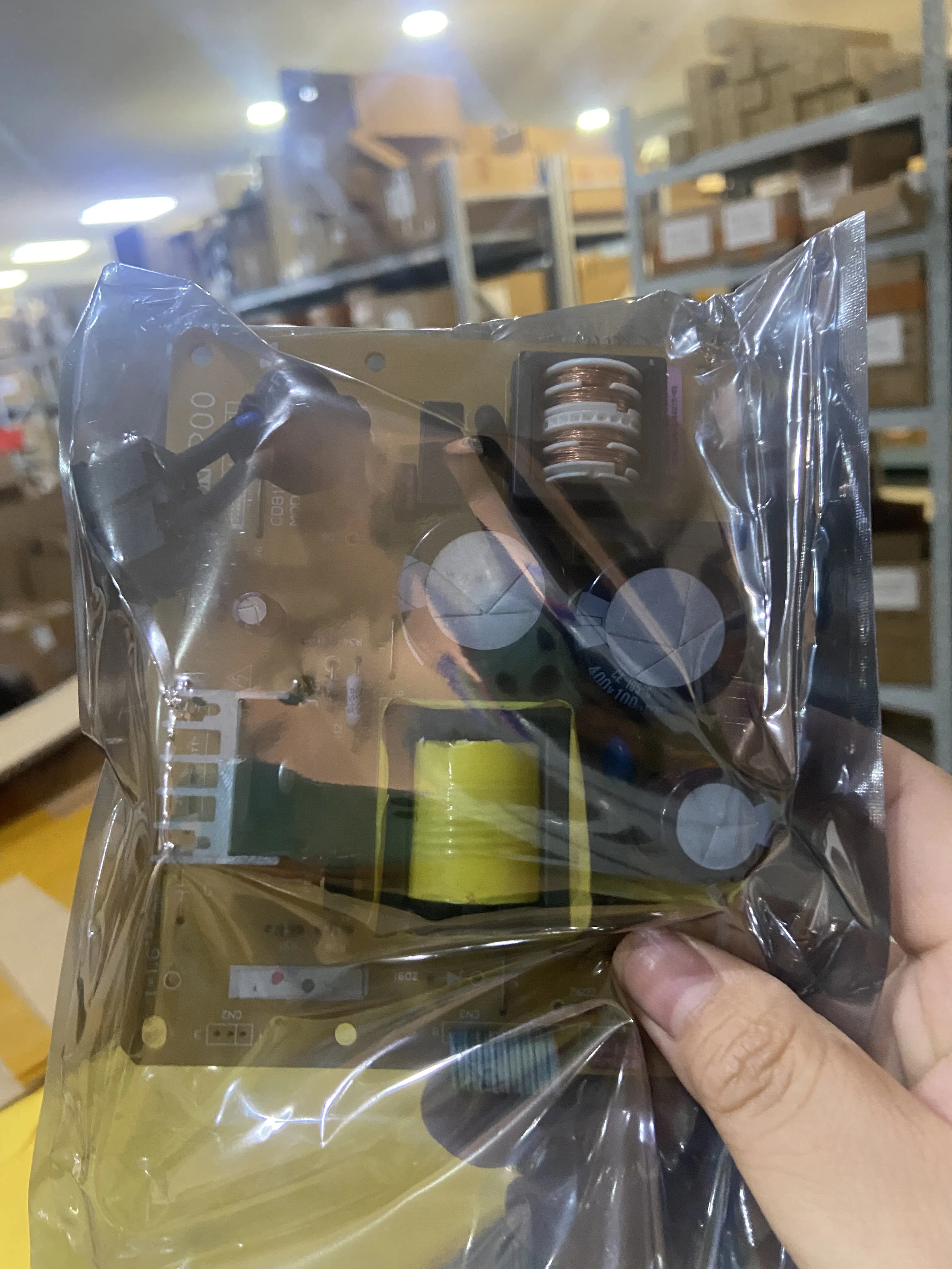 

Плата питания CD81 220 В C698 EPS-124E подходит для EPSON T1100 T1110 ME1100 C1100 WF1100 B1100 L1300 et14000