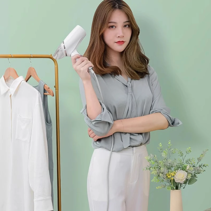 เตารีดไอน้ำแบบมือถือและเตารีดไอน้ำแบบพกพา ใช้ในหอพักหรือการเดินทาง ไอน้ำกำลังสูง ดีไซน์พับได้ กำจัดรอยยับได้อย่างรวดเร็ว