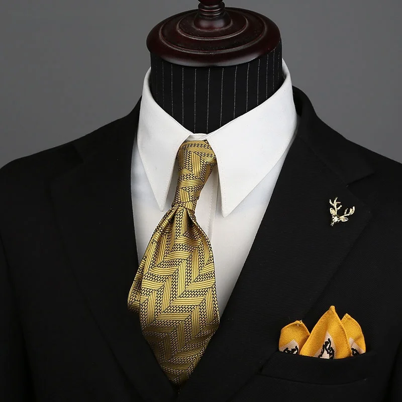 イタリアンスタイルの細身メンズネクタイ-カジュアルビジネス-ホスト向け-ゴールドカラー-ストライプ柄-会社の会議やプレゼンテーションに