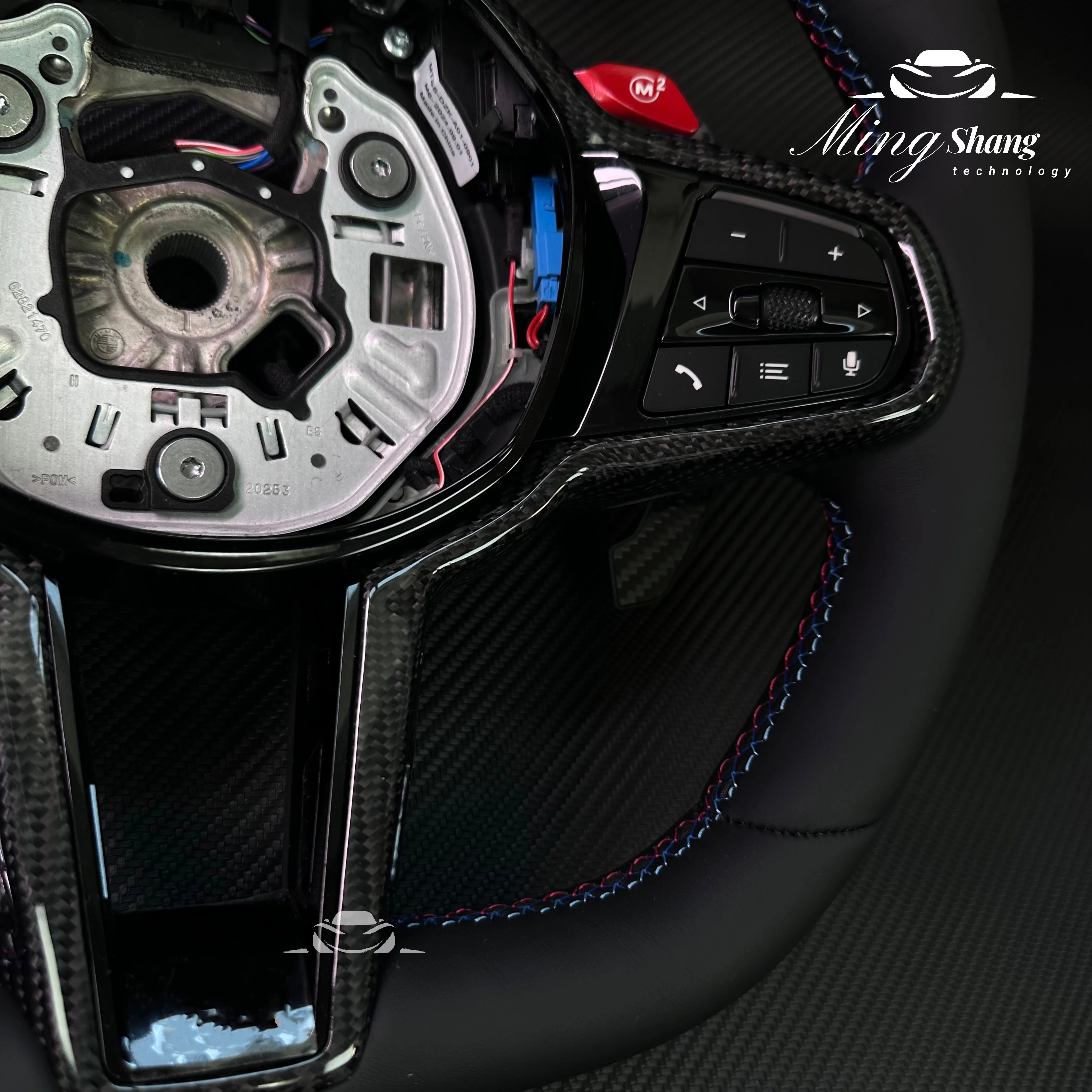 With Carbon Trim Upgrade LCI Steering Wheel for BMW G20 G30 G80 G82 G42 M4 F82 M5 F90 M3 F80 X5 F95 X6 F96 X3M F97 M8 F92 M340i - Image 6