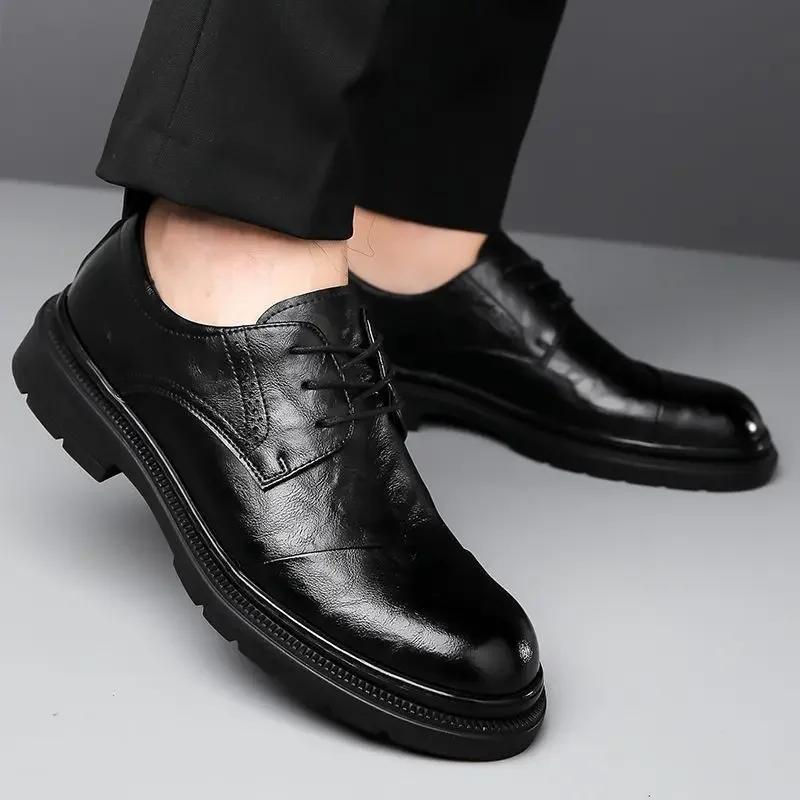 

Легкие кожаные туфли на низком каблуке со шнуровкой для мужчин, низкие кеды из искусственной кожи без шнуровки, модная летняя распродажа, мужская повседневная обувь