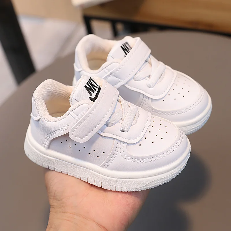 New Brands Fashion Comfortable Baby Casual Shoes Sports Running Infant Tennis Classic Solid Color Boys Girls Sneakers Toddlers