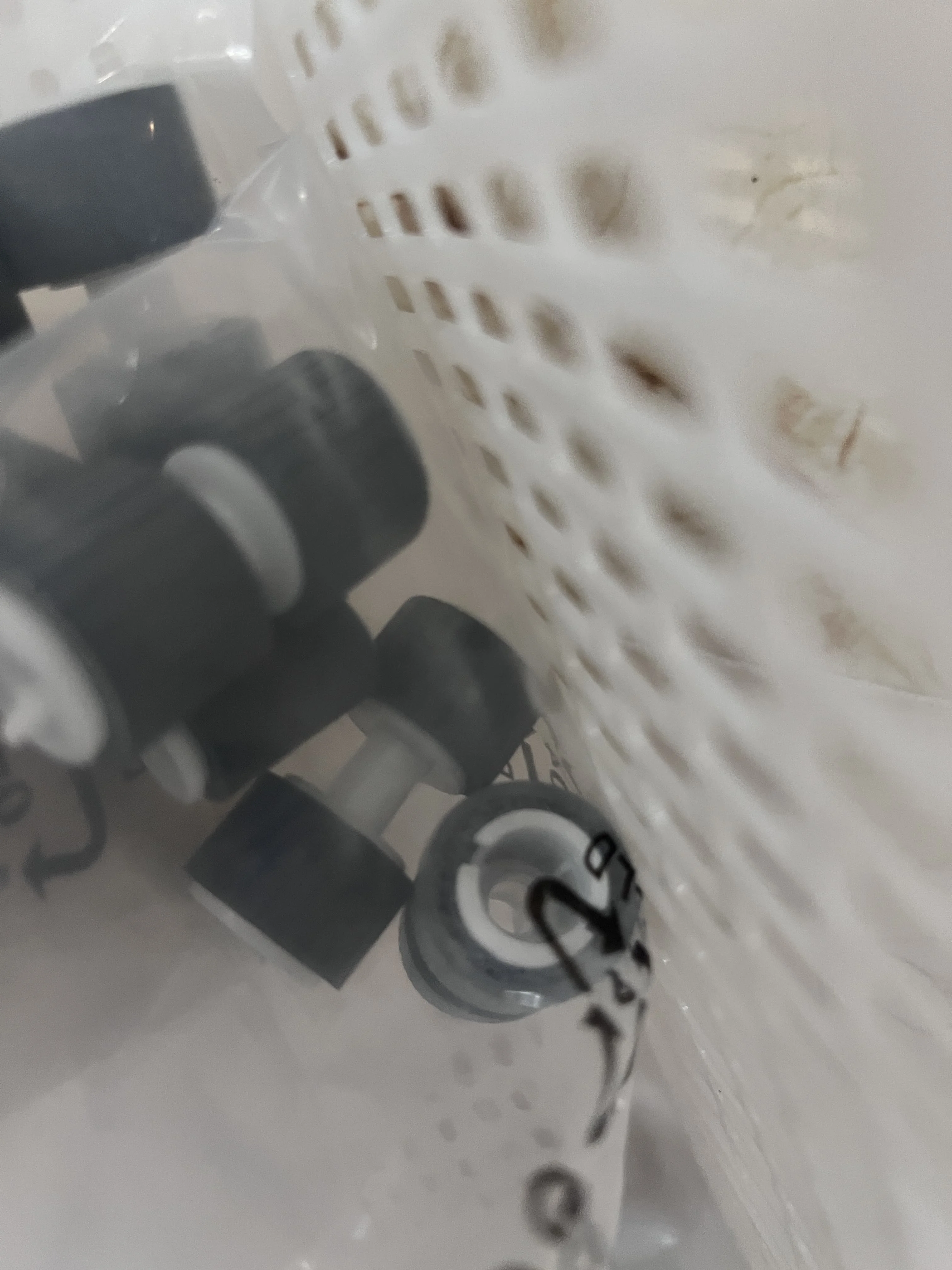 1X B12B813581 Rolle… - image