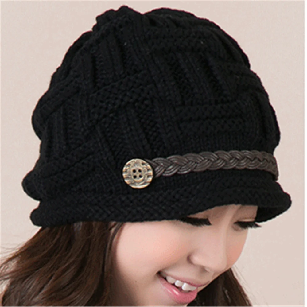 Autumn and Winter Cute Curling Belt Wool Hat Hip Hop Warm Ear Protection Knitted Cap Wholesale Fashion Trend