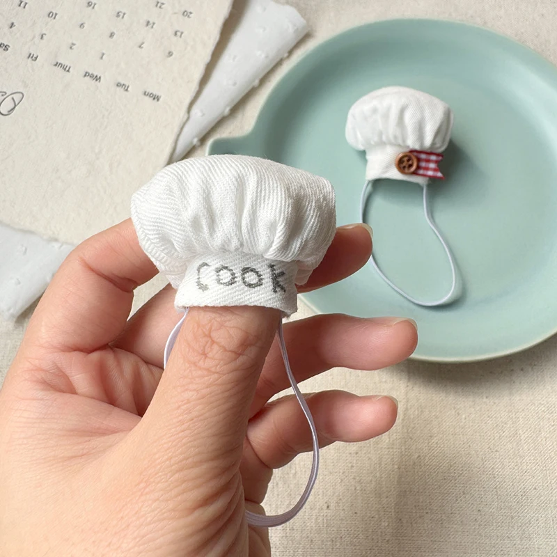 Delightful Mini Doll Chef Hat, 10cm Plush Toy Accessories, DIY Dollhouse Decor, Pretend Play Toy.