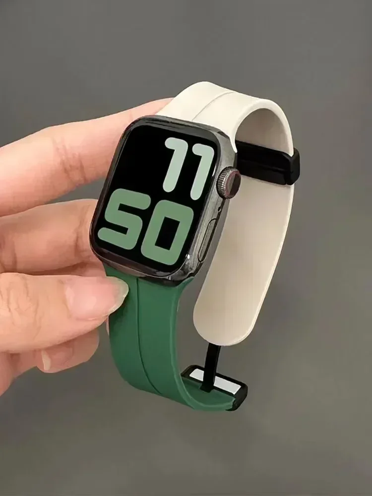 Silicone Strap For Apple watch series 7 8 9 SE 6 2 3 44mm 40mm 45mm 41mm 42mm 44 mm correa Bracelet Apple watch ultra band 49mm image 2