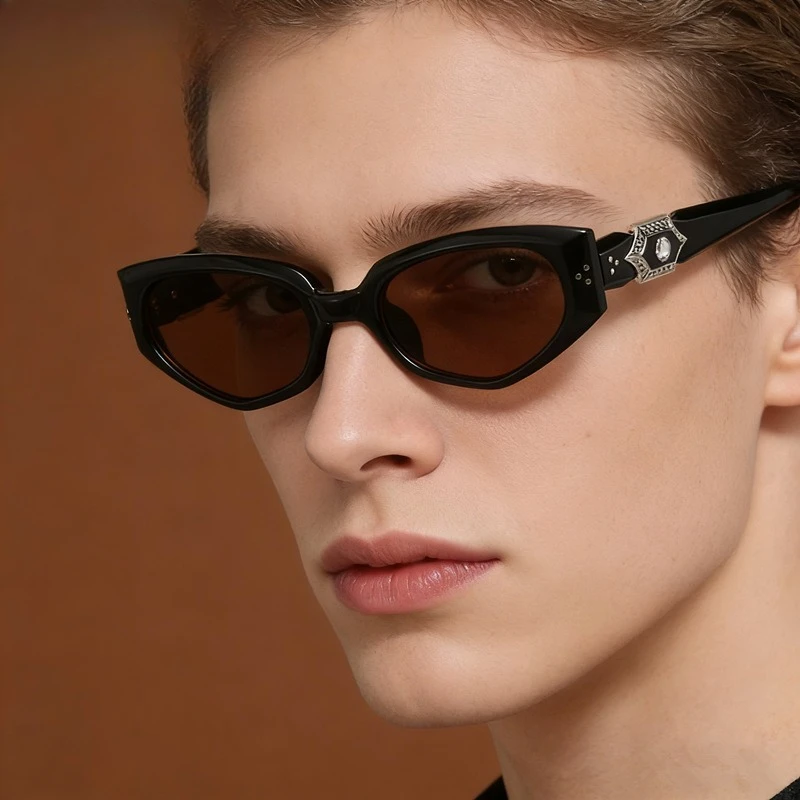 for Vintage Small Cat Eye Sunglasses UV Protection Women Slim Face Eyewear 2026 Trendy Black Shades