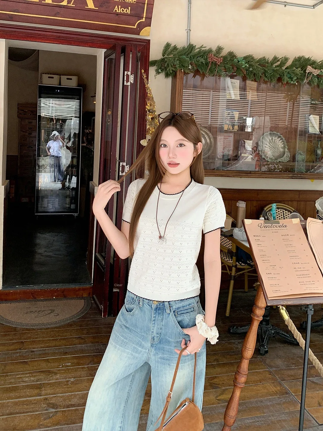 Lace Trim Color Block round Neck Hollow out Short Sleeve Knitted Top Women Summer New Design Elegant Style Korean Straight Cut
