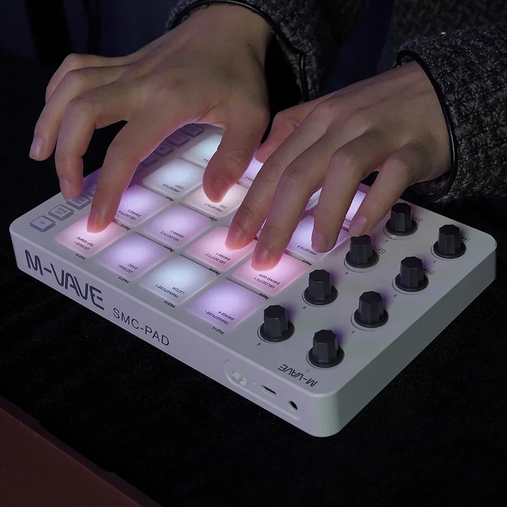 

M-VAVE SMC-PAD MIDI-контроллер Strike Pad MIDI-клавиатура RGB Подсветка BT-соединение Низкая задержка Выходной интерфейс 3,5 мм Запчасти RGB