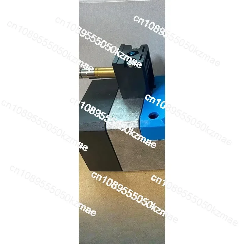 Replacement Parts For MN1H-5/3GD-3-C 159705 Solenoid Valve Repair Kit