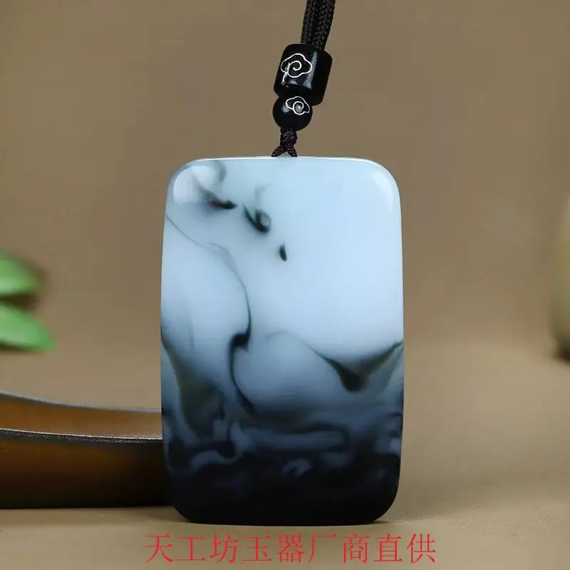 

Blue and White Tranquility and Peace Plate Pendant Black and White Floating Flowers Bread Brand Men's and Women's Safe Glaze Jad