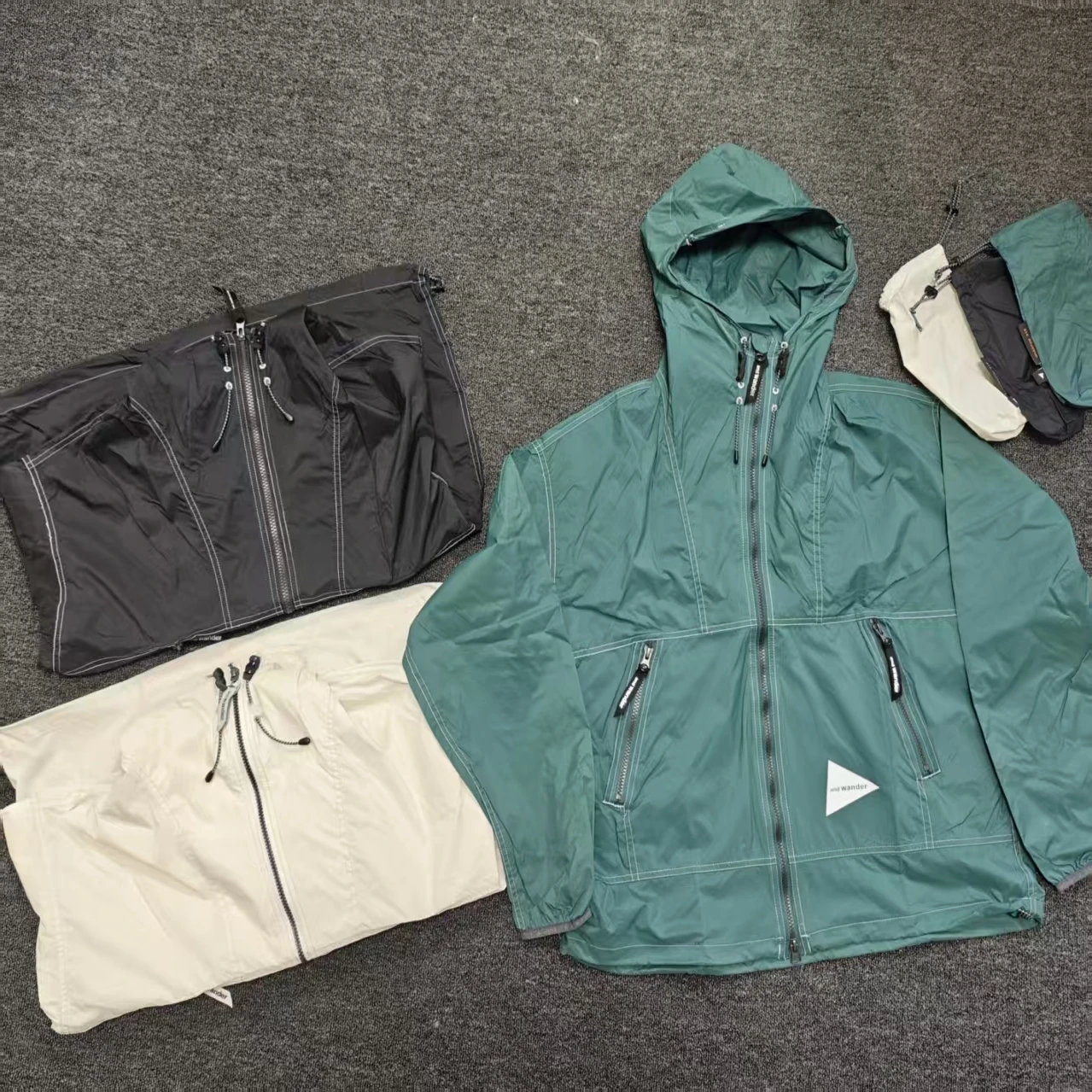 

AndWander Pertex Wind Lightweight Windproof Waterproof Sun Protection Jaet Outdoor Sports Skin Clothes Youth Summer Faion