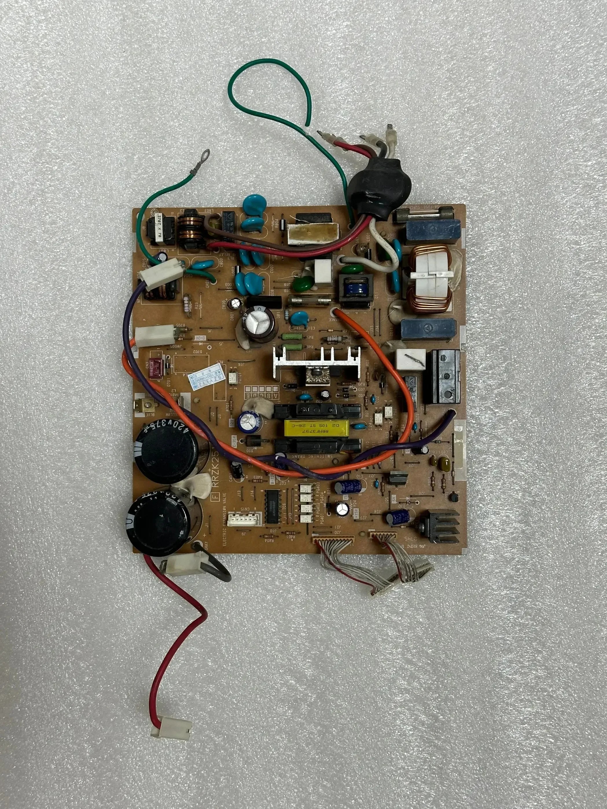 Adapted for 90% new  conditioner external machine inverter motherboard inverter module  RRZK2517 RRZK2620