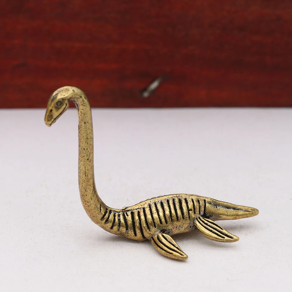 Figuras de monstruo del Lago Ness de latón, adornos de escritorio, estatua pequeña de Animal de lago Vintage, té, mascotas, decoración del hogar, accesorios artesanales