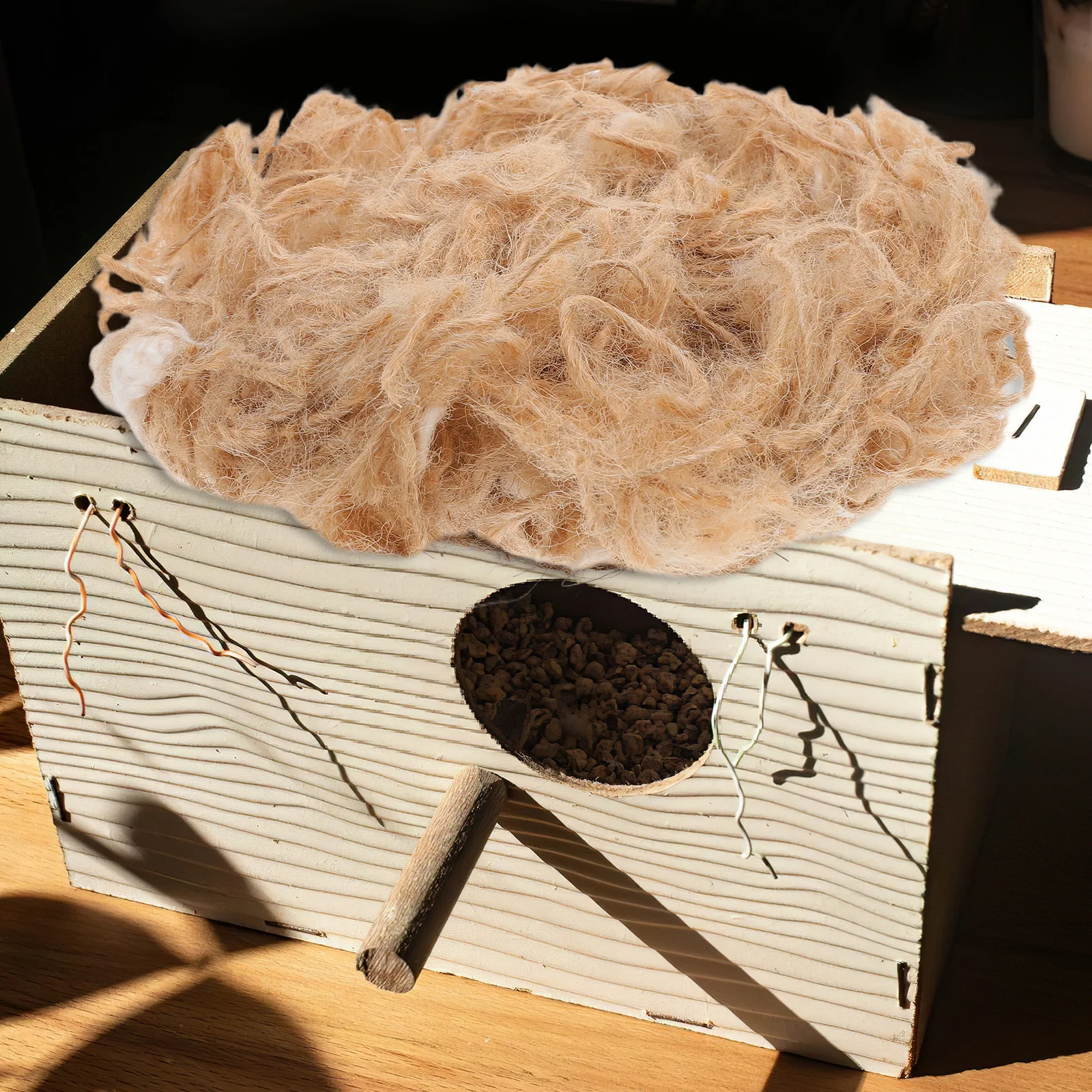 

1 Box Natural Bird Nesting Material Mixed Jute Thread Cozy Bird Nest Filler Supplies for Parakeets Canaries Finches 40g