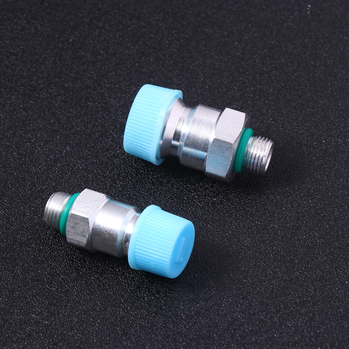 

2Pcs Car Air Conditioning Quick Coupler Universal R134a High Low Pressure Pneumatic Fitting for Refrigerant Refill Duct