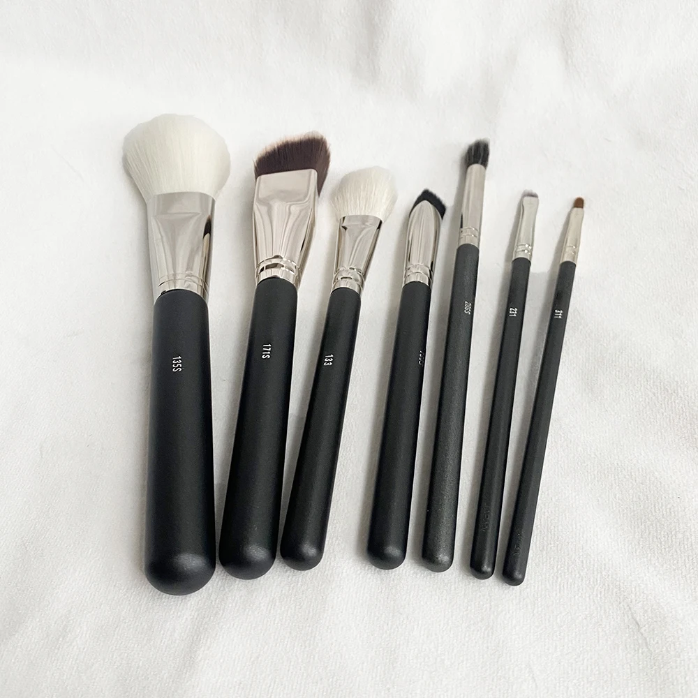 Makeup Brushes Set 135s Powder 171S Foundation 133 Cheek Blush 286s Tapered Eye Blending 106 Concealer Cosmetic Tools