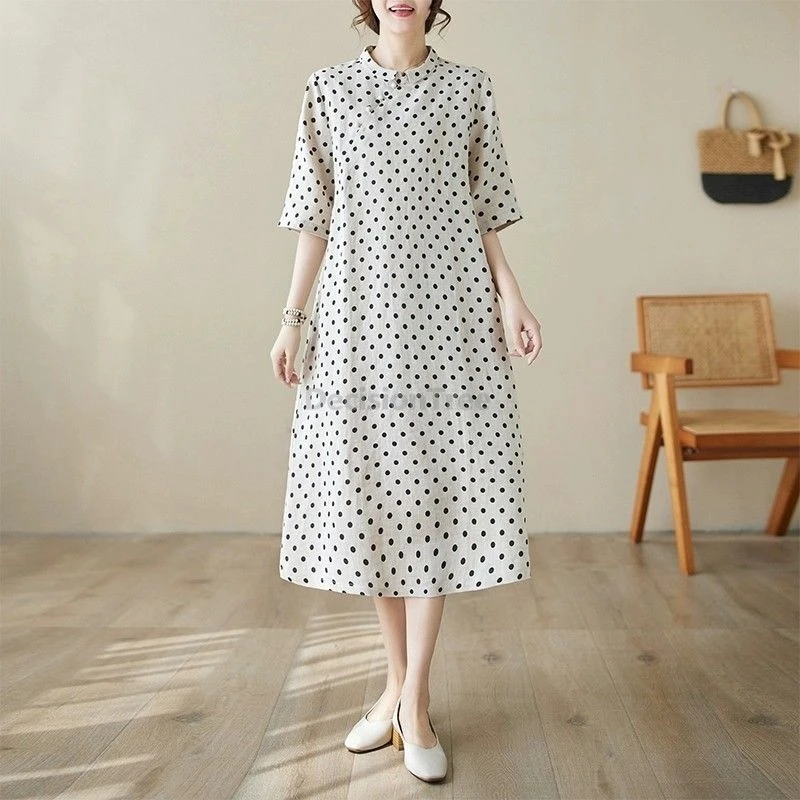 Letnia sukienka w stylu chińskim z bawełny i lnu, cheongsam, podróżna, artystyczna, w kropki, luźna, o kroju litery A, o średniej długości, dla kobiet, ulepszona luźna qipao. — zdjęcie 6