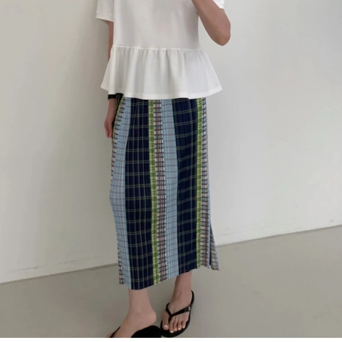 

Цветная клетчатая юбка Blo, женская весенне-летняя дизайнерская футболка Sense, домашние плиссированные индивидуальные юбки Ci Commute