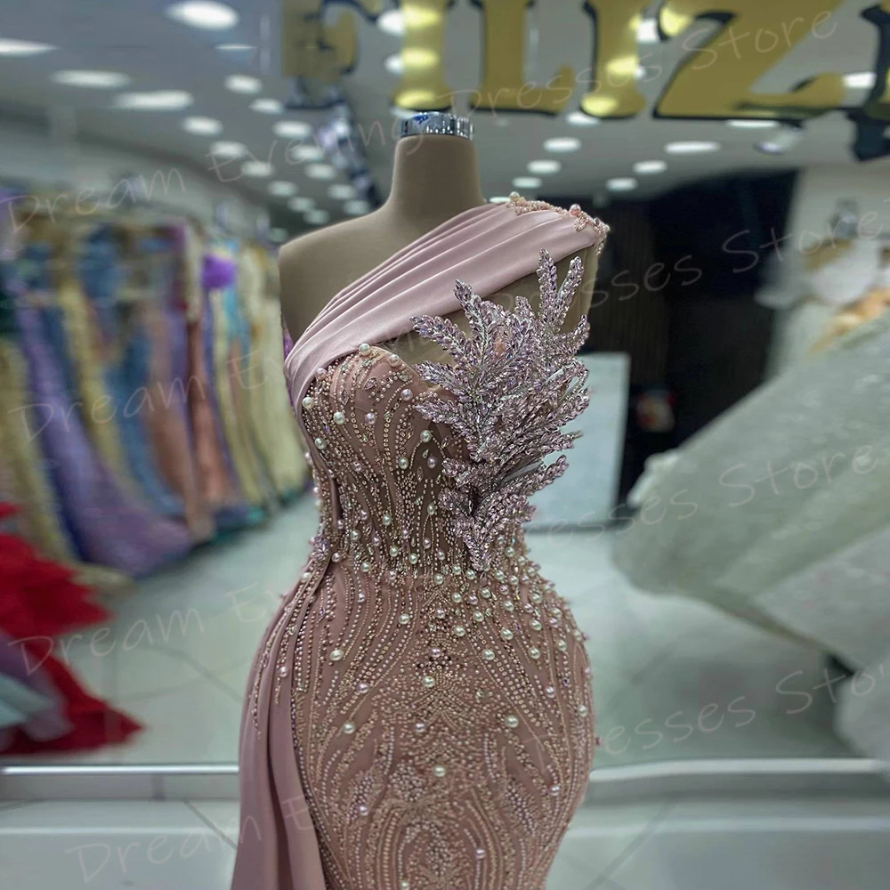 Vestidos De Noche elegantes De sirena Rosa fascinante para mujer, un hombro sin mangas, vestidos De graduación, exquisitos vestidos De Noche con cuentas