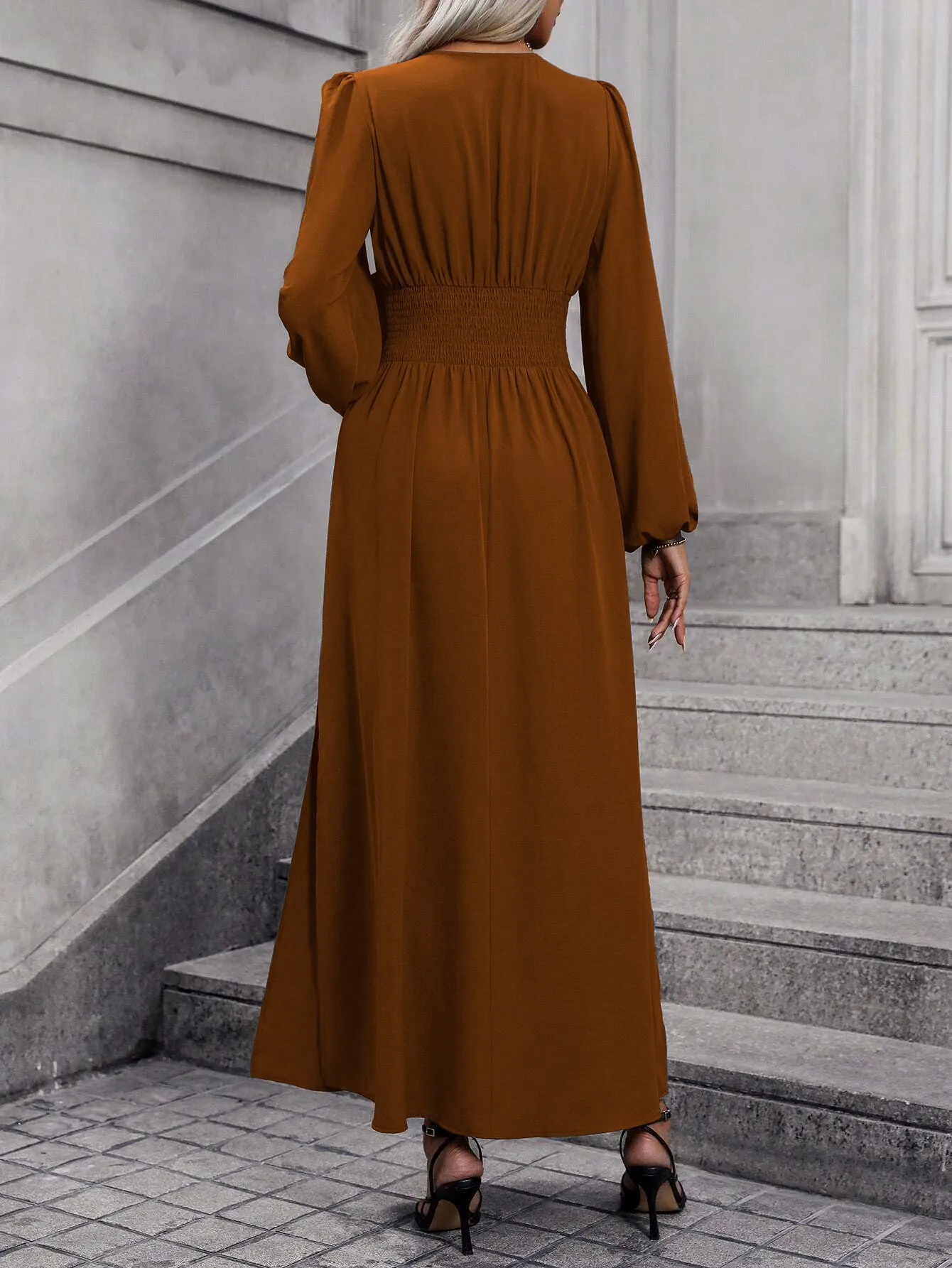 Französisches Retro-Kleid mit Laternenärmeln und Schlitz für Damen, Winter 2025, Strick-Bodycon-Maxikleid – Detail 10