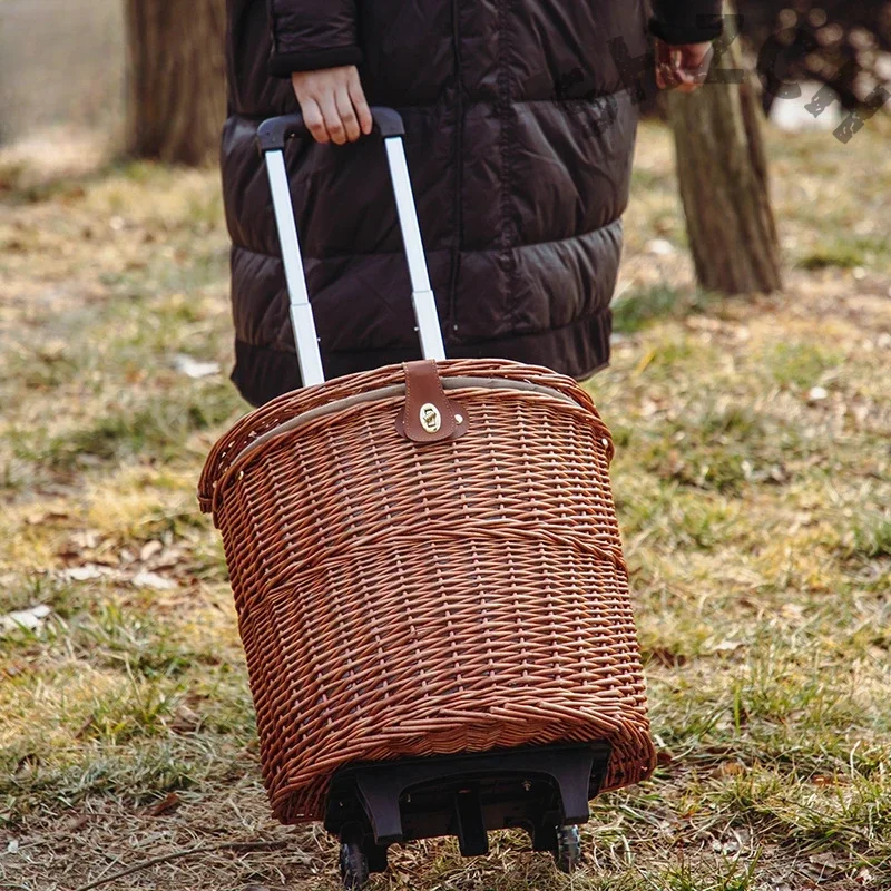 cesto-da-picnic-in-rattan-con-ruote-e-maniglia-–-contenitore-per-alimenti-semicircolare-a-piu-scomparti-per-uso-esterno