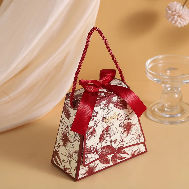 30PCS Handheld Butterfly Wedding Gift Candy Box High end Creative Companion Gift Box Wedding Party Gift Box for Guests