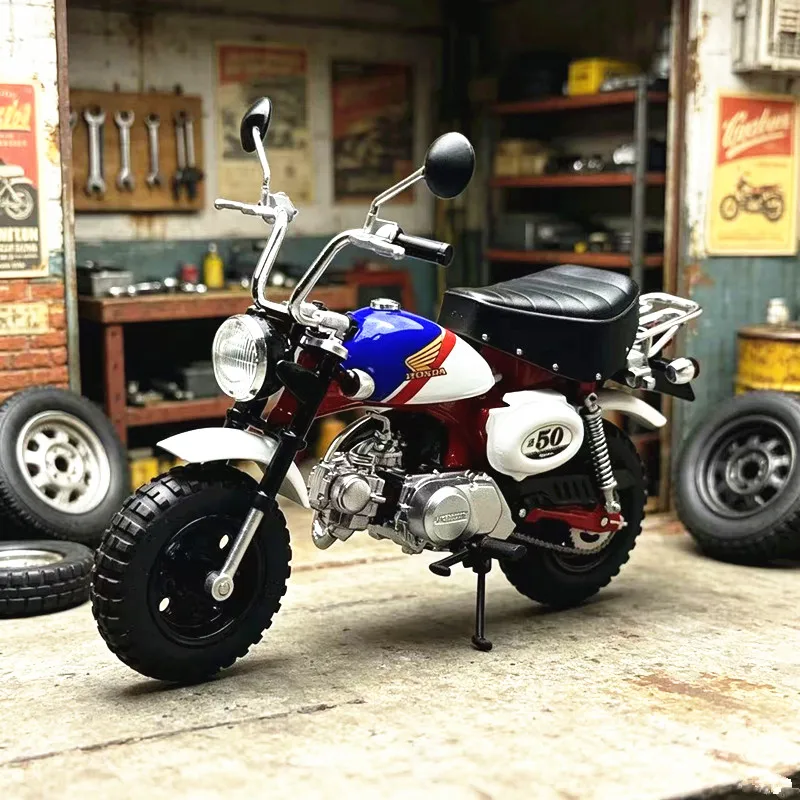 

1:12 Monkey Z50 Alloy Classic Sports Motorcycle Model Simulation Diecast Metal Street Race Motorcycle Model Simulation Kids Gift