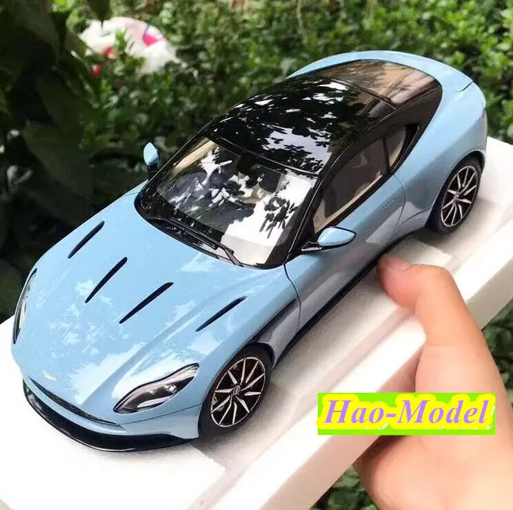 

AUTOART 1/18 для Aston Martin DB11, литая под давлением модель автомобиля из сплава, игрушки для мальчиков, детские подарки, коллекция украшений для хобби, синий/зеленый